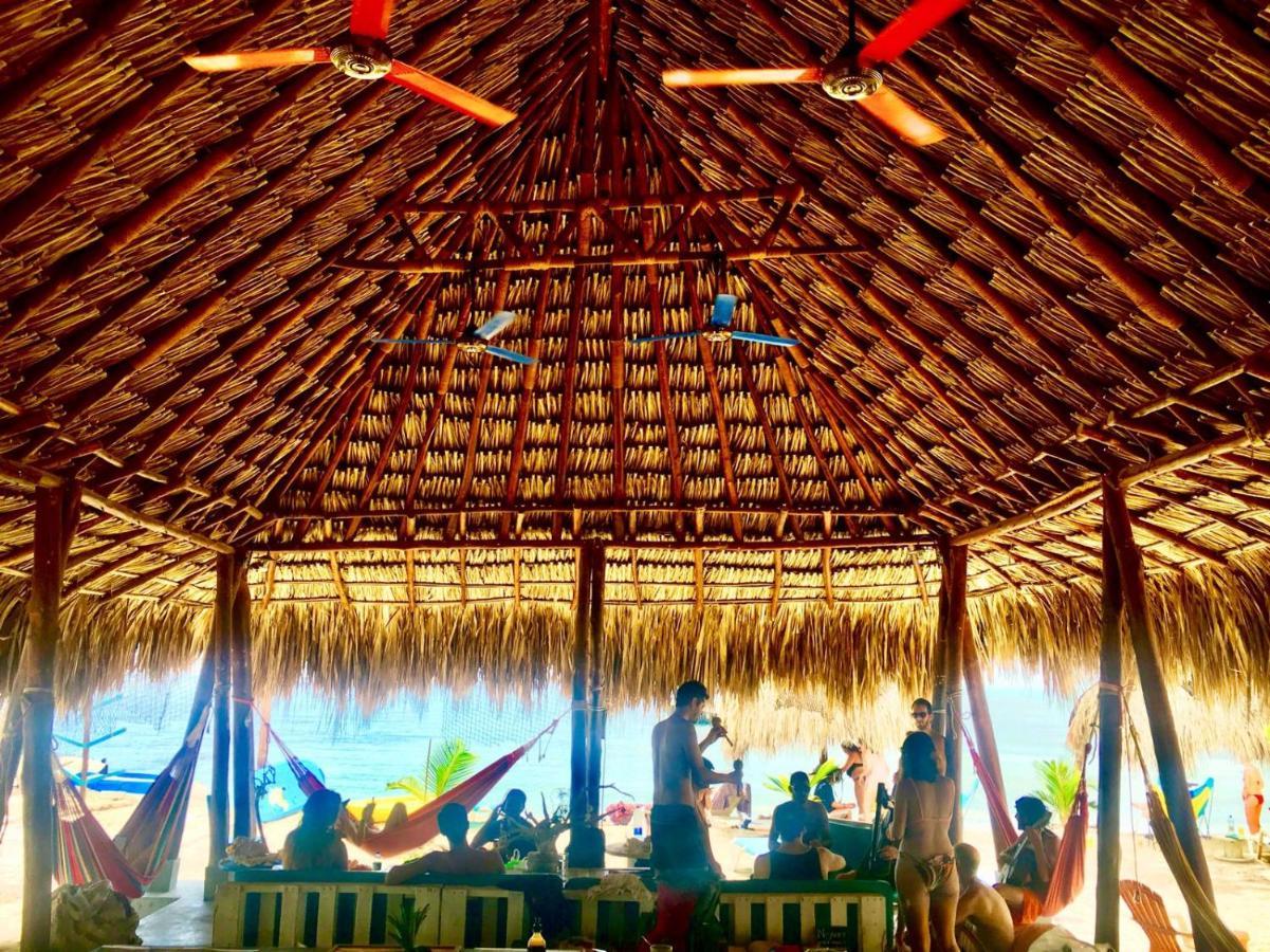 Isla Luna Beach Бару Экстерьер фото