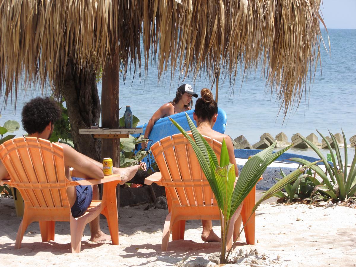 Isla Luna Beach Бару Экстерьер фото